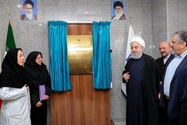 بیمارستان ۲۲۰ تختخوابی شهرستان خوی با حضور رئیس‌جمهور افتتاح شد