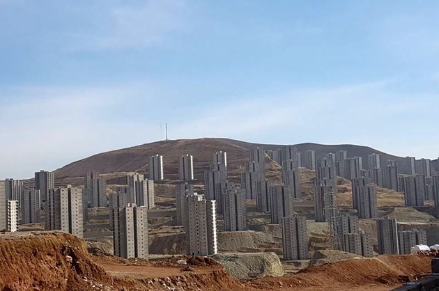منبع تولید مسکن بی‌خدمات