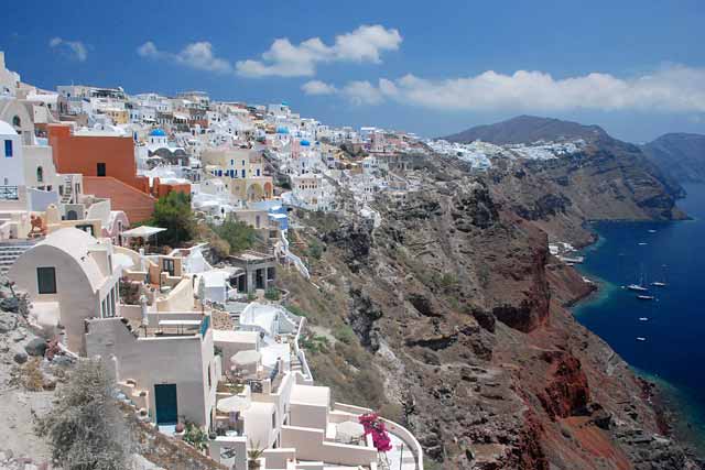 سنتورینی (Santorini) جزیره‌ای افسانه‌ای