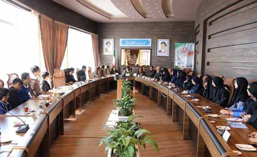 دیدار شهردار ساری با دانش آموزان در راستای فرهنگ سازی تفکیک پسماند شهر