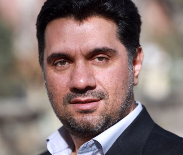 مدیر عامل شرکت شهرک های صنعتی استان قزوین، از سرمایه گذاری بیش از ۲۷۰۰ ملیارد ریال خبر داد.