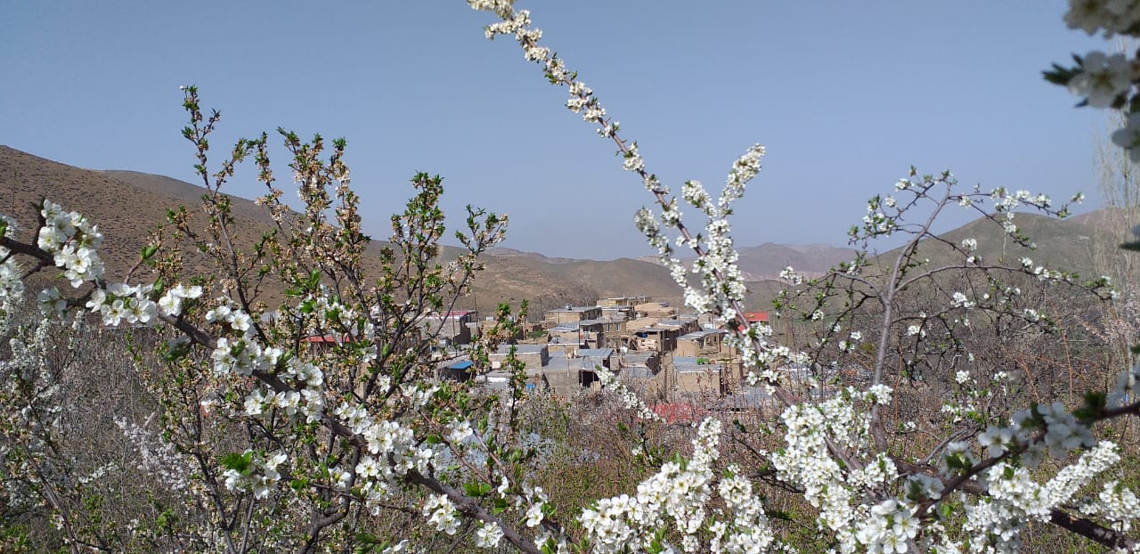 روستای عمقین، نگین طارم
