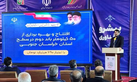 تکمیل کریدورهای اصلی کشور در اولویت وزارت راه و شهرسازی قرار دارد
